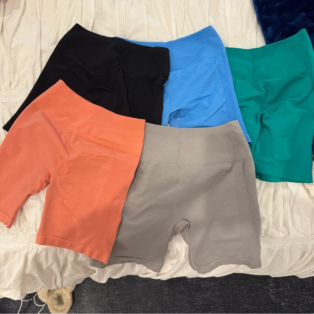 FIVE aurola shorts